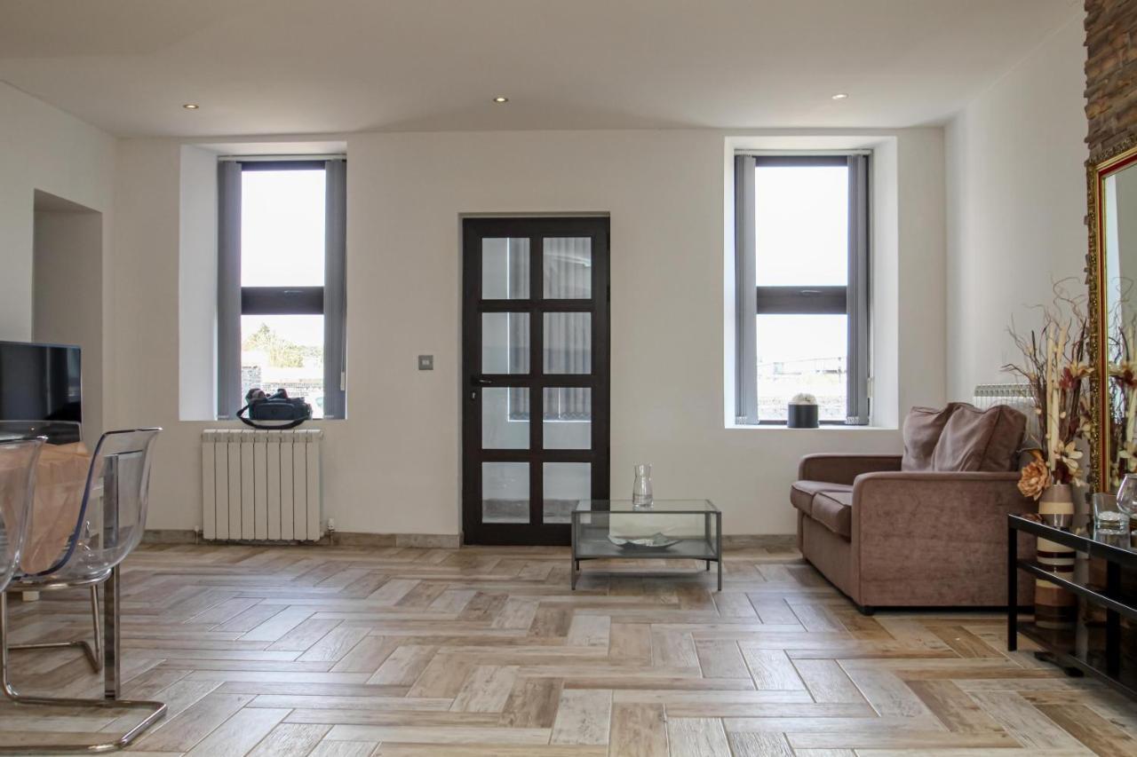 Lavish 2 Bed Sleeps 5 Near Lanark Apartment Carstairs Exterior photo